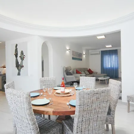 In Puerto Del Carmen Sleeps 8 Includes Swimming Pool&air Con 9 Villa *