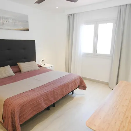 In Puerto Del Carmen Sleeps 8 Includes Swimming Pool&air Con 9